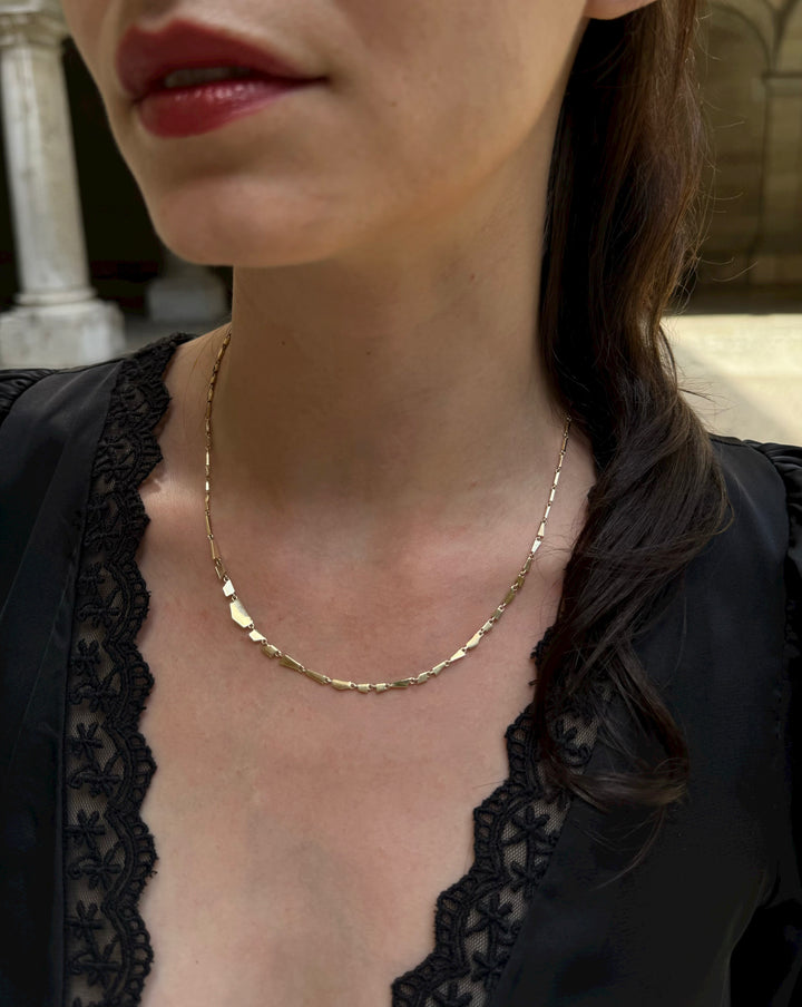 METIER BY TOMFOOLERY NECKLACE