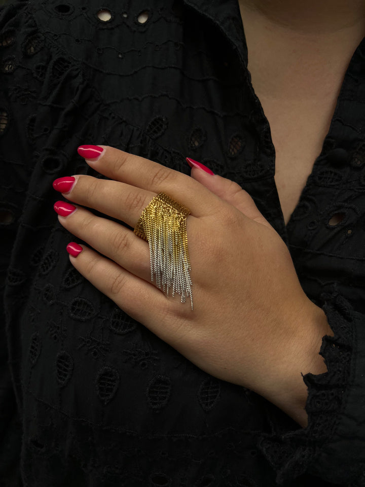MILENA ZU RING