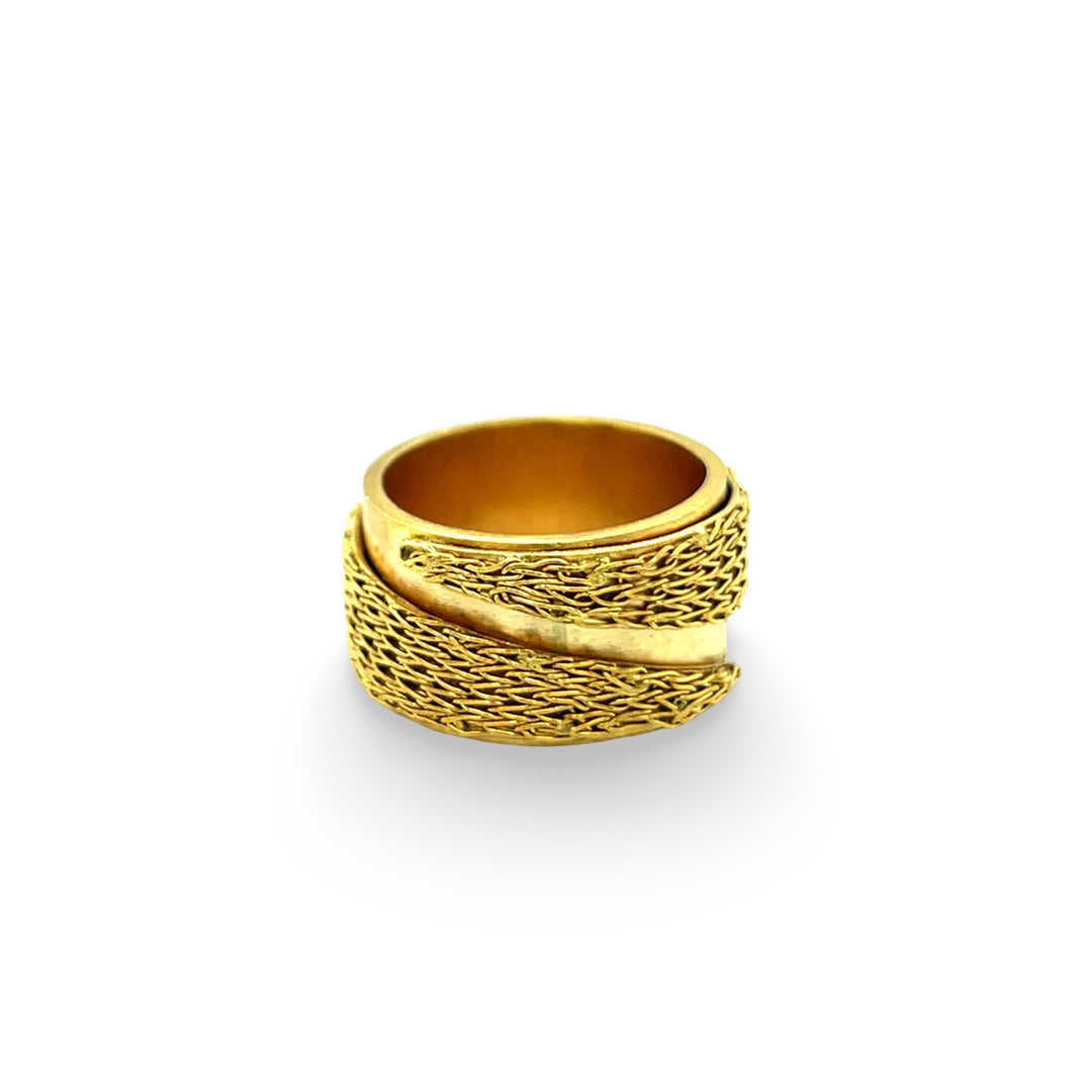 MILENA ZU RING