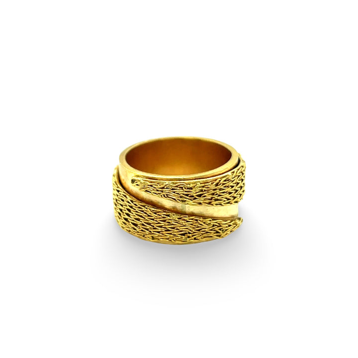 MILENA ZU RING