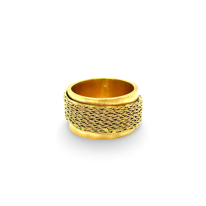 MILENA ZU RING