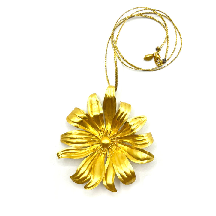 PIPPA SMALL PENDANT NECKLACE