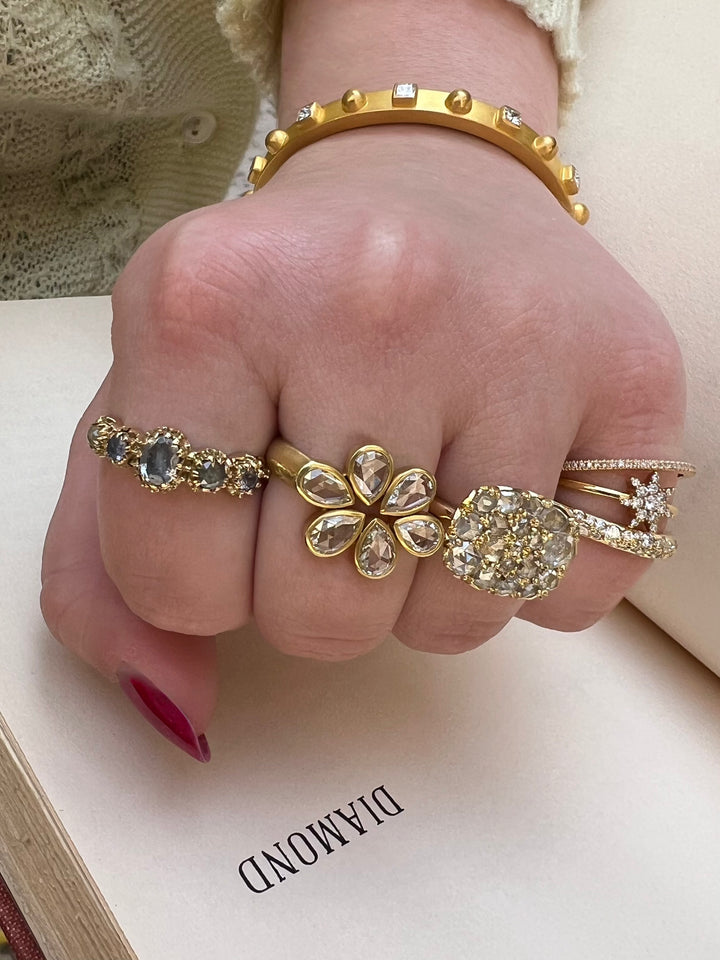 PIPPA SMALL RING