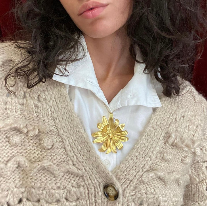 PIPPA SMALL PENDANT NECKLACE