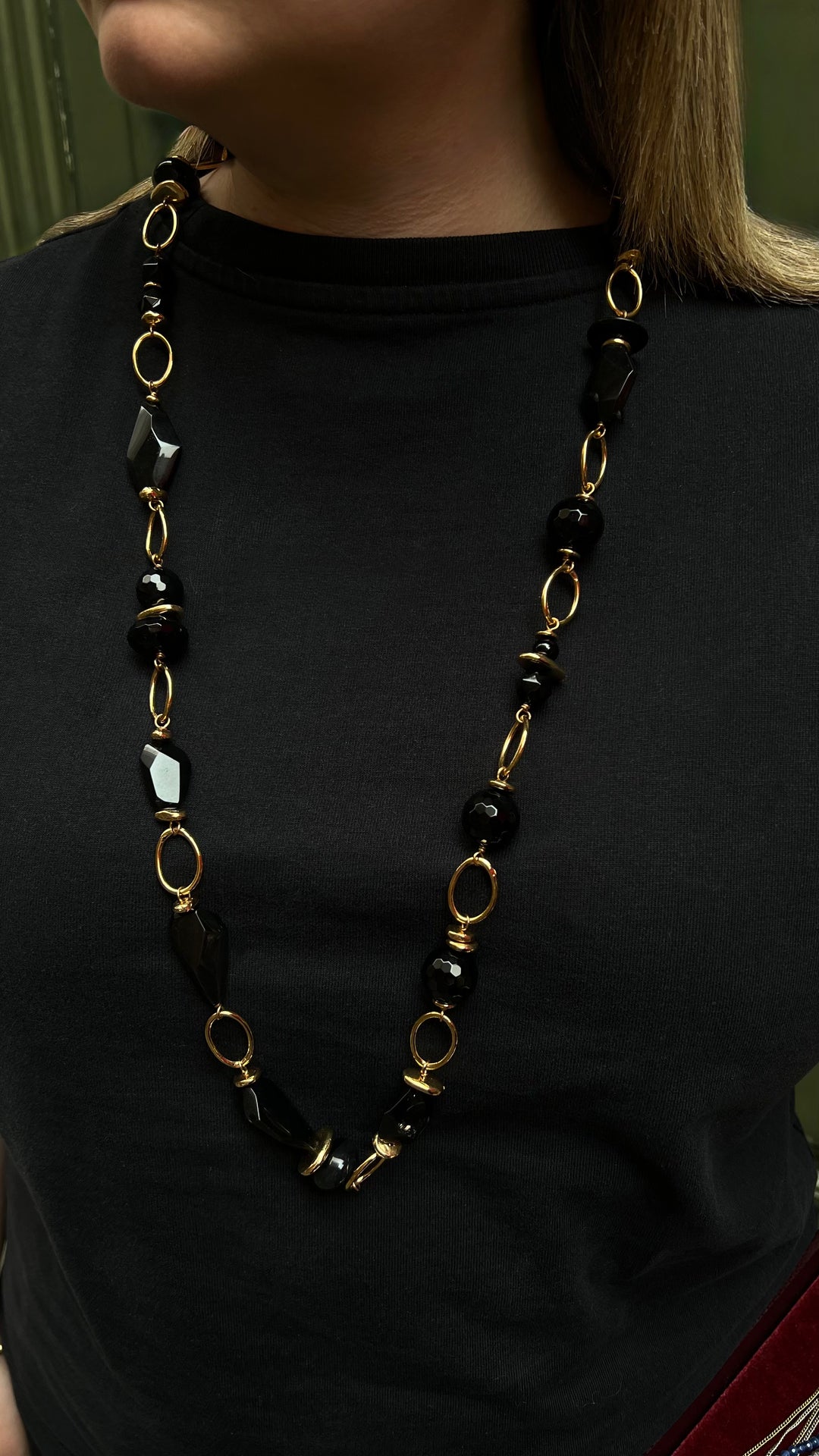 VELATTI NECKLACE