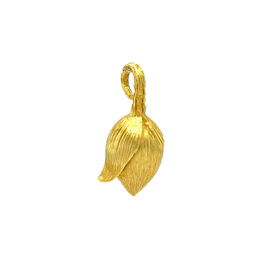 PIPPA SMALL AMULET